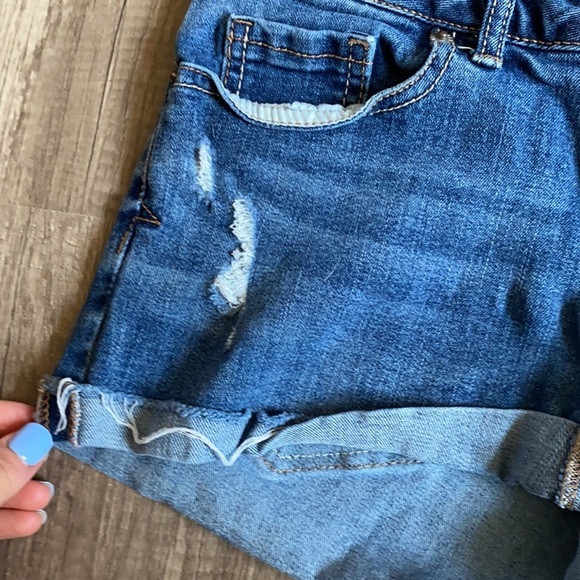 Aeropostale Denim Jean Short Distressed Blue size 4 - Picture 2 of 7
